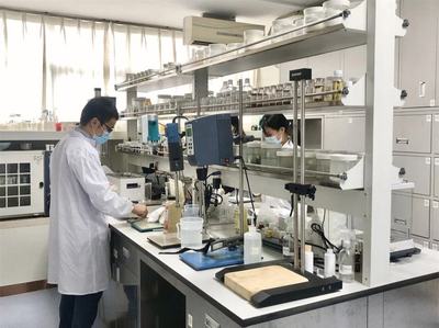 肇慶化妝品產業鏈探秘 從OEM代工到品牌銷售，一站式購物指南